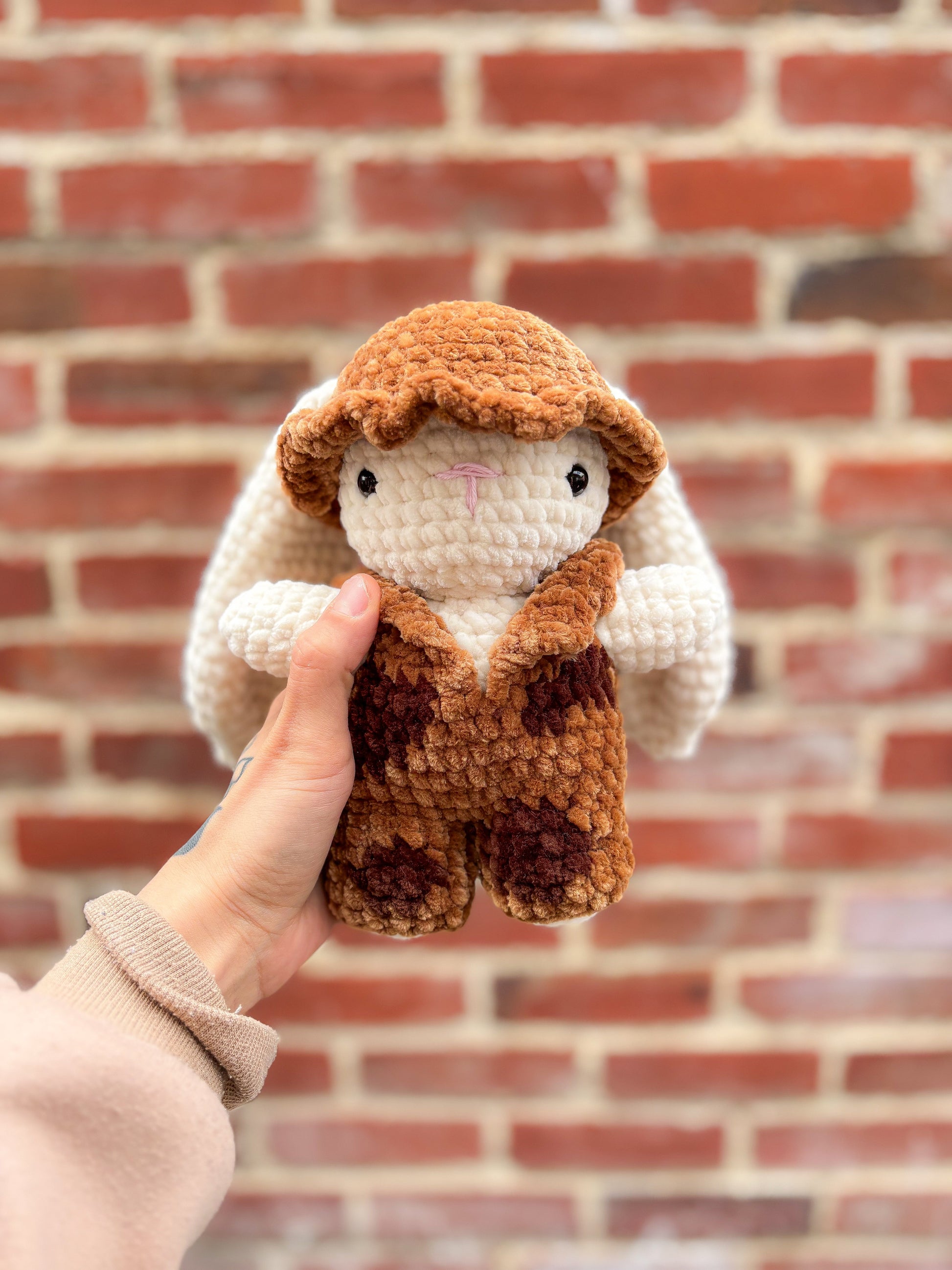 Peluche lapin combi